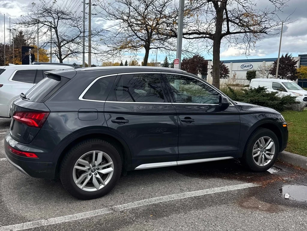 Audi Q5 * Komfort * CARFAX * БЕЗ ПЪРВОНАЧАЛНА ВНОСКА - изображение 3