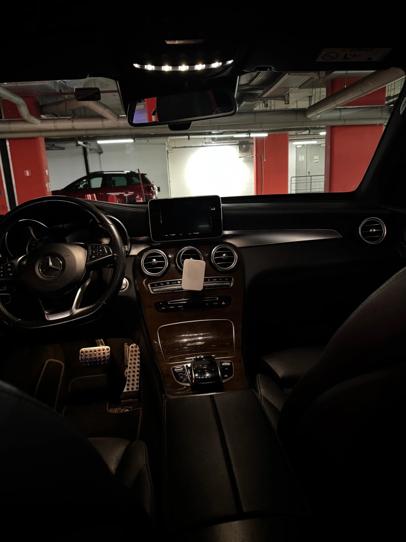 Mercedes-Benz GLC 350 e AMG Plug-in Hibrid, снимка 11 - Автомобили и джипове - 55005399