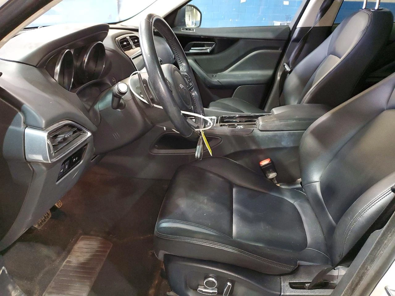 Jaguar F-PACE PREMIUM, снимка 7 - Автомобили и джипове - 53910313