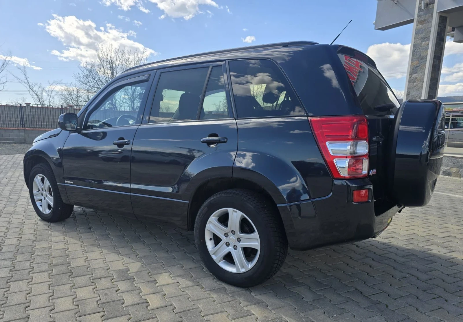 Suzuki Grand vitara 1.9DDIS, снимка 6 - Автомобили и джипове - 54141360