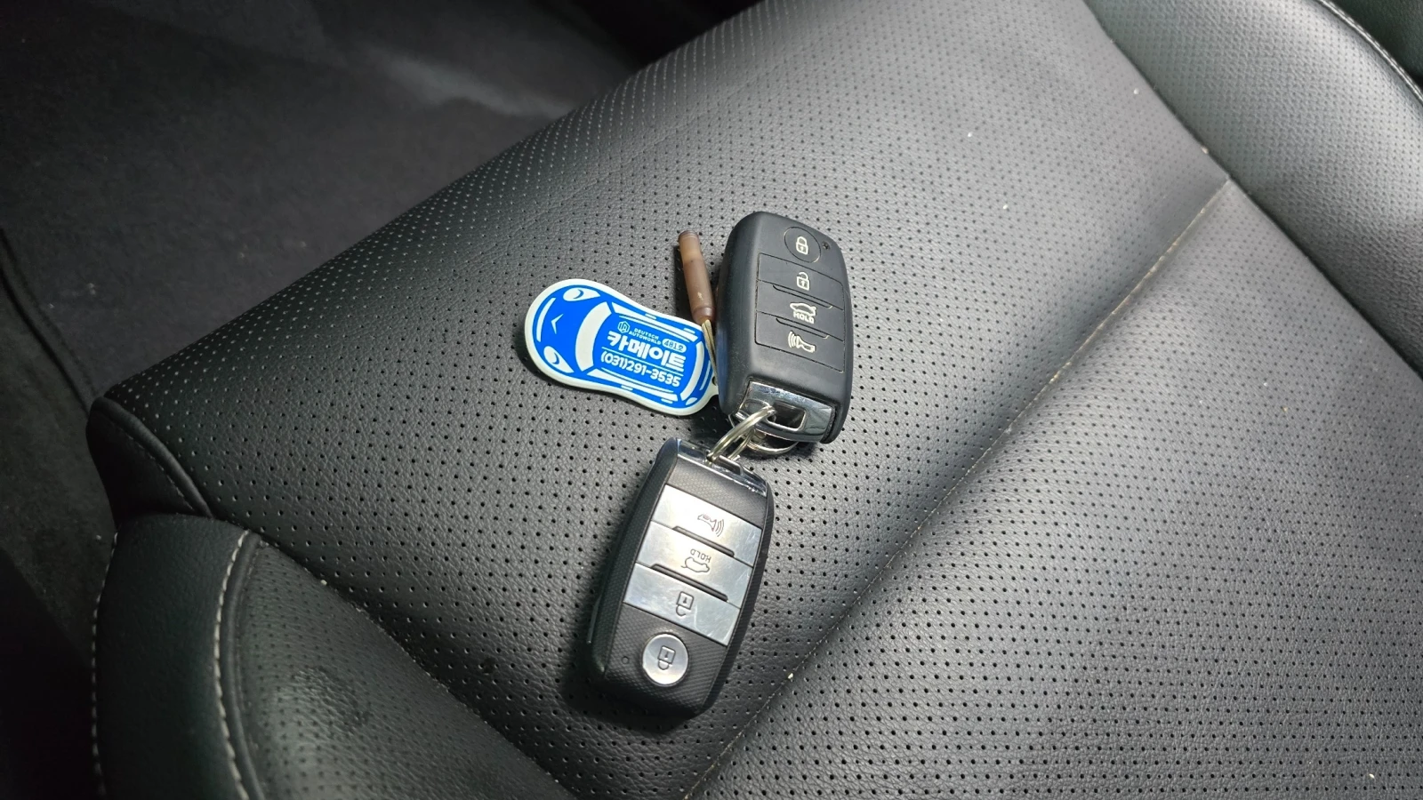 Kia Sportage 2WD | Кожа | Подгрев и Обдухване | Навигация, снимка 13 - Автомобили и джипове - 54812312