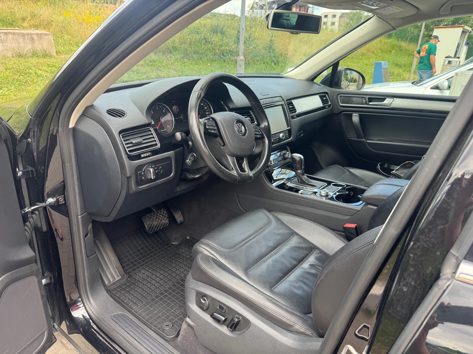 VW Touareg R Line, снимка 6 - Автомобили и джипове - 55163885
