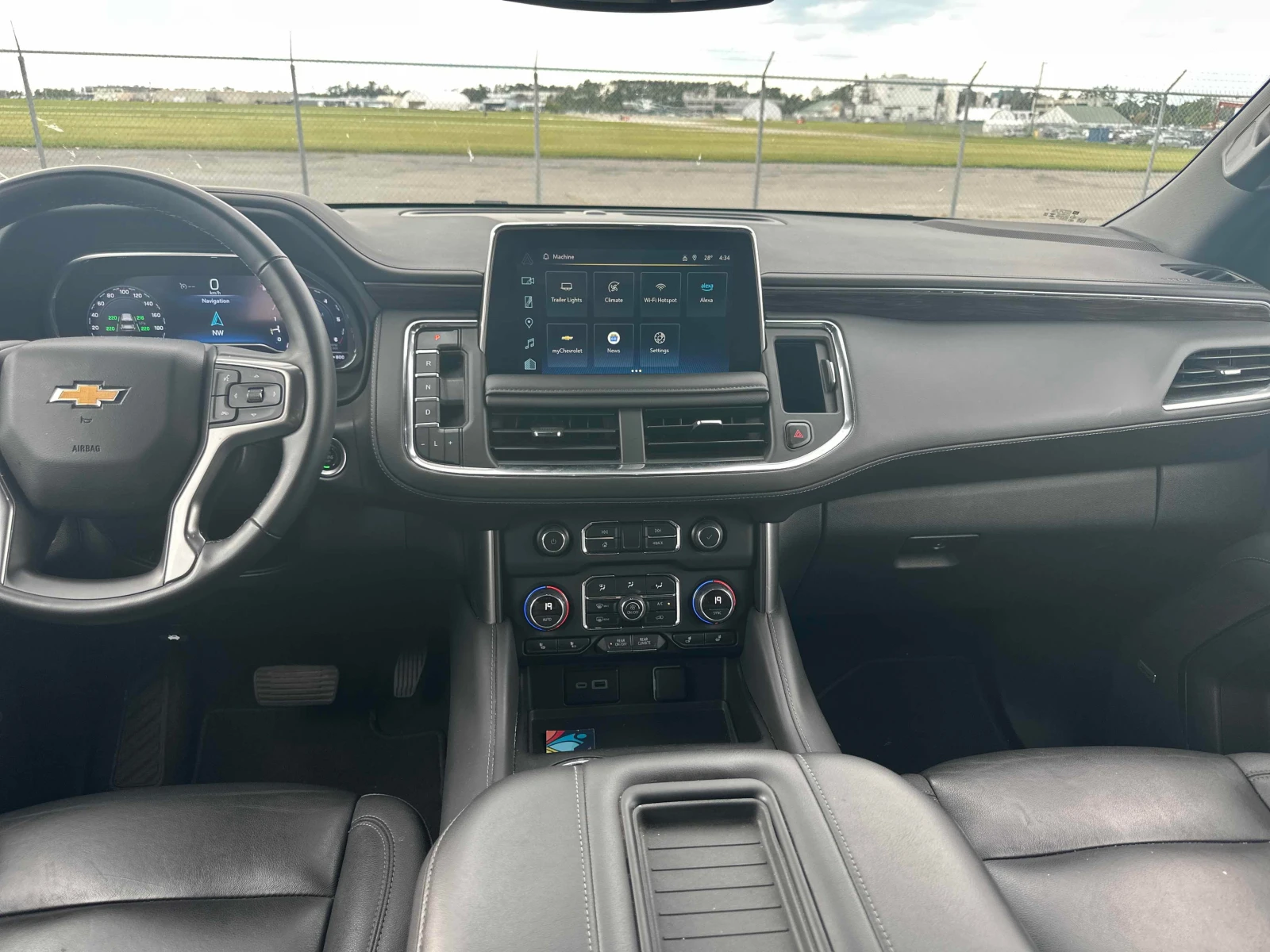 Chevrolet Suburban * LT * АВТОКРЕДИТ БЕЗ ПЪРВОНАЧАЛНА ВНОСКА* , снимка 9 - Автомобили и джипове - 55987472