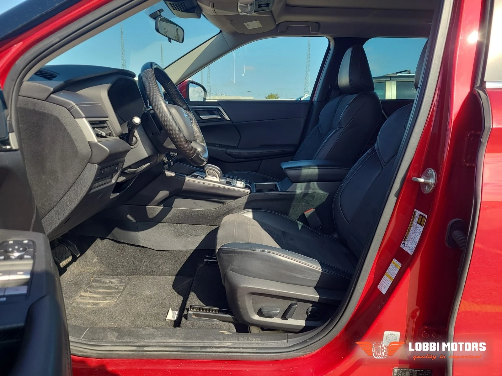 Mitsubishi Outlander, снимка 5 - Автомобили и джипове - 56128625