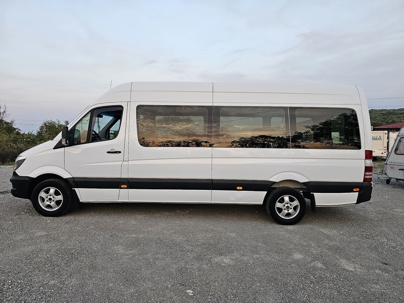 Mercedes-Benz Sprinter 319 3.0 - изображение 2