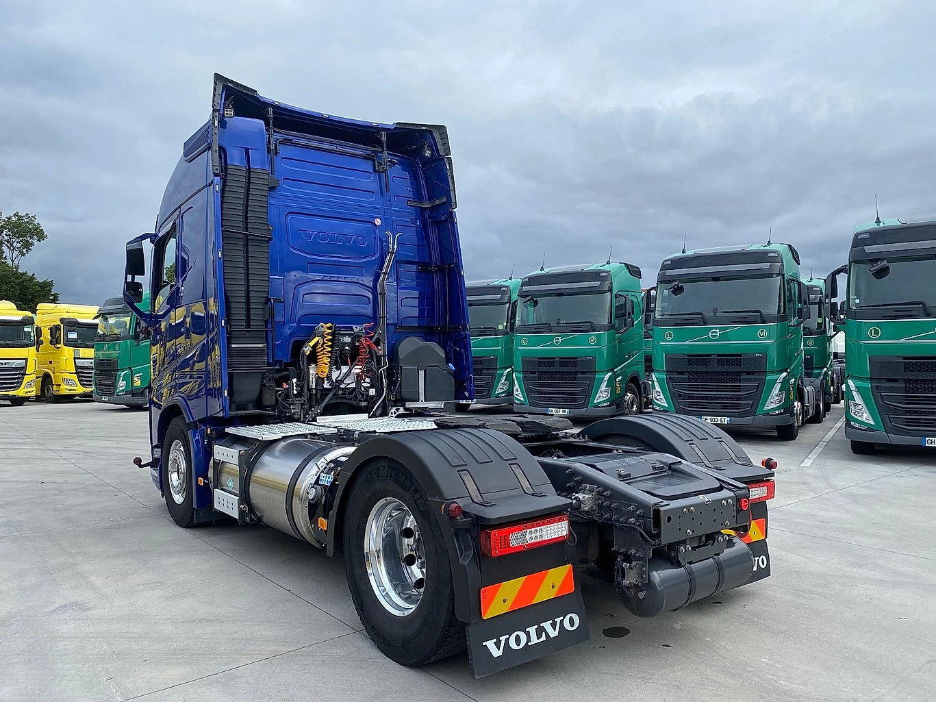 Volvo Fh 460 LNG - изображение 5