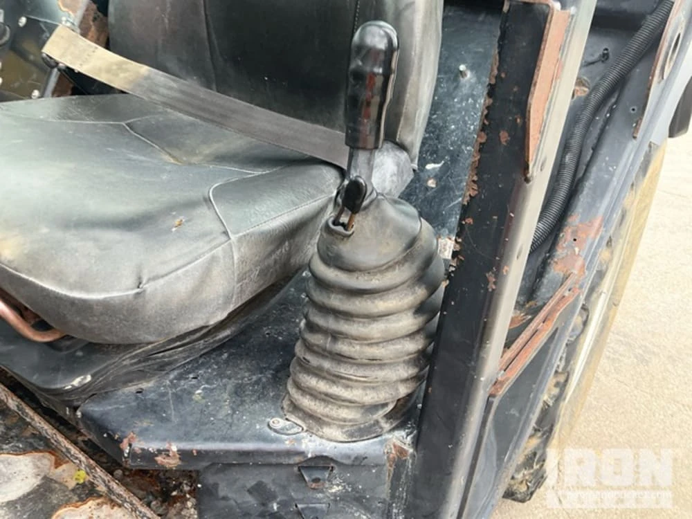 Телескопичен товарач JCB 506-36, снимка 11 - Селскостопанска техника - 54620825