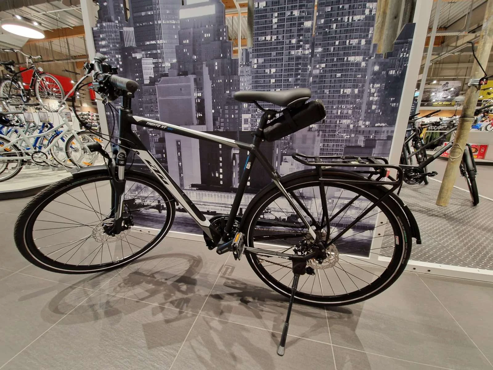 ������� ��� | Mobile.bg � ����������� 1