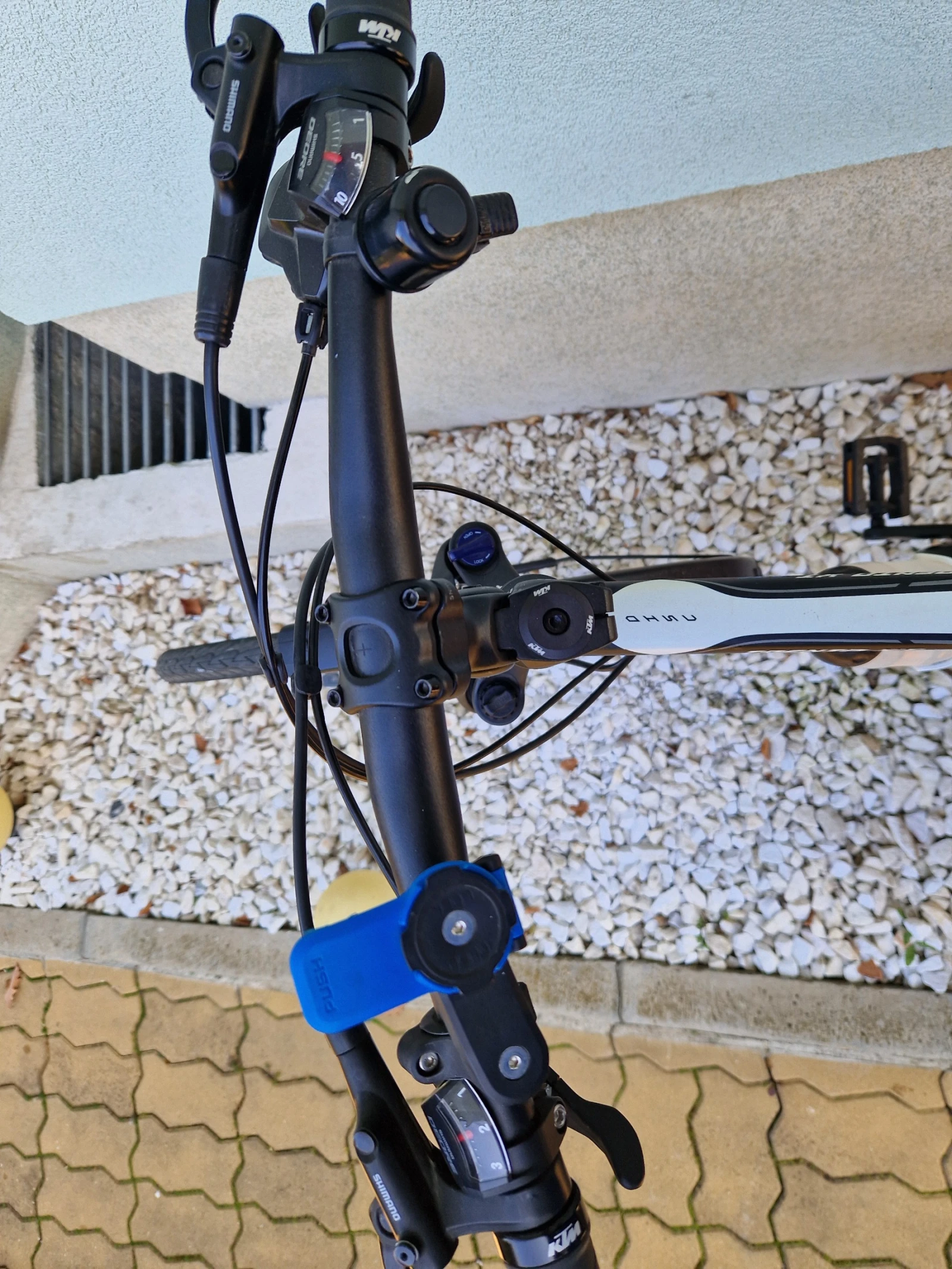 ������� ��� | Mobile.bg � ����������� 13