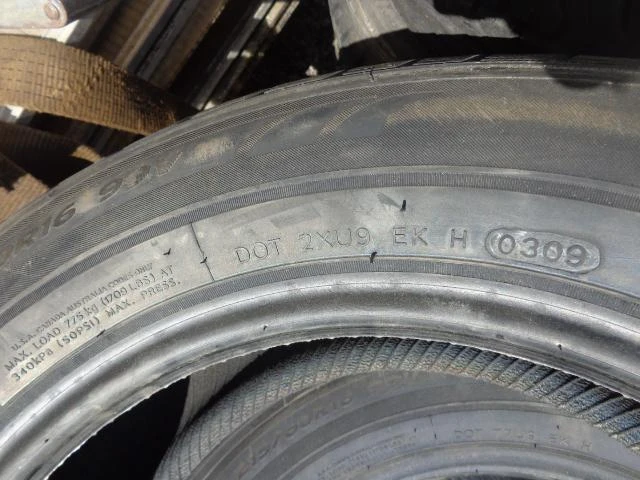 Гуми Летни 215/60R16, снимка 3 - Гуми и джанти - 21583377