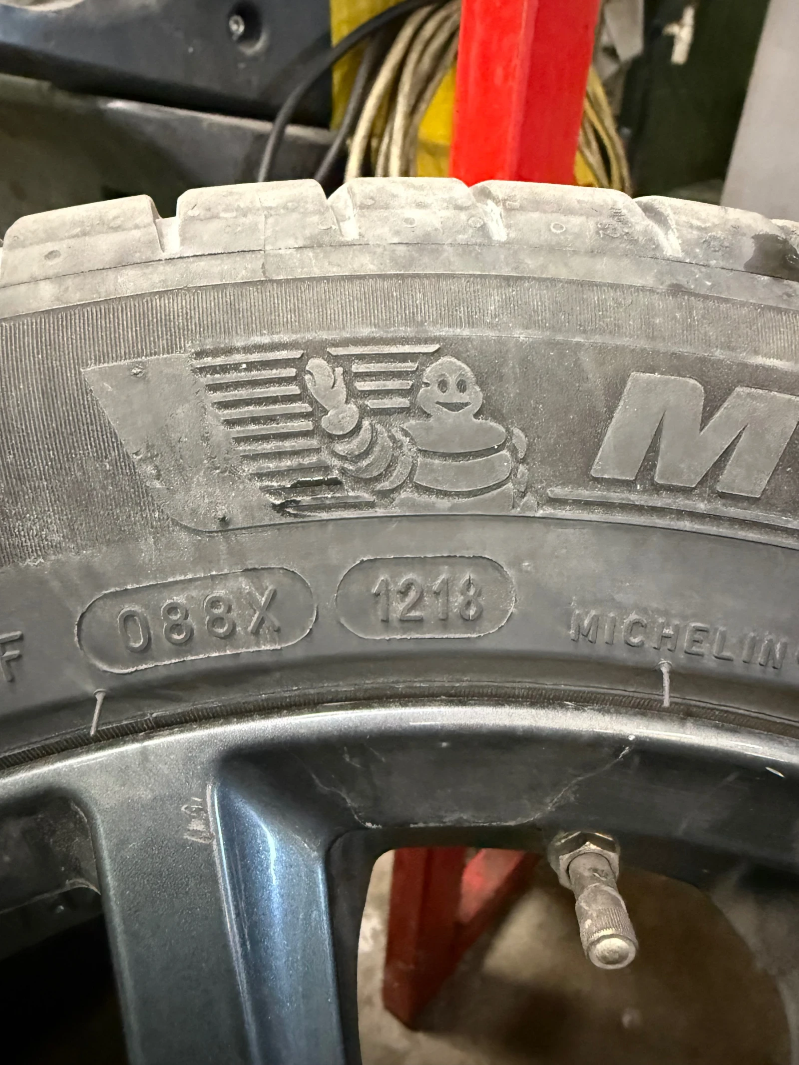 ���� � ������ 215/55R17 | Mobile.bg � ����������� 2