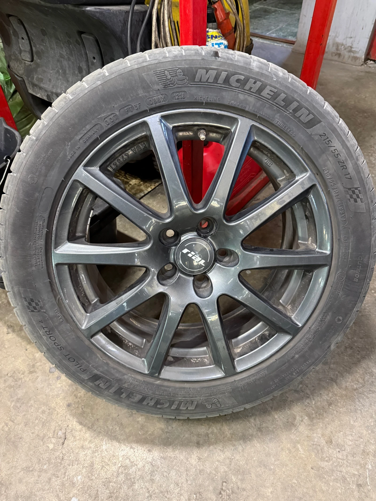 Гуми с джанти Michelin 215/55R17