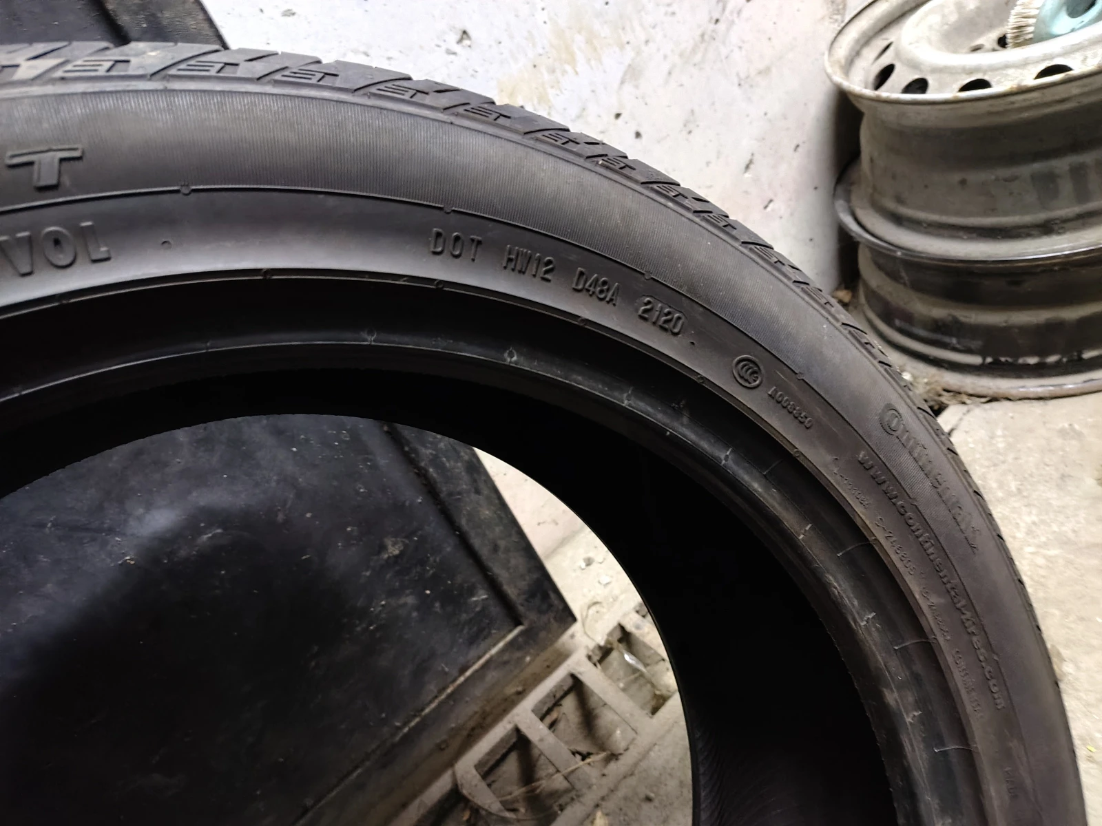 Гуми Всесезонни 255/45R20, снимка 7 - Гуми и джанти - 53941463
