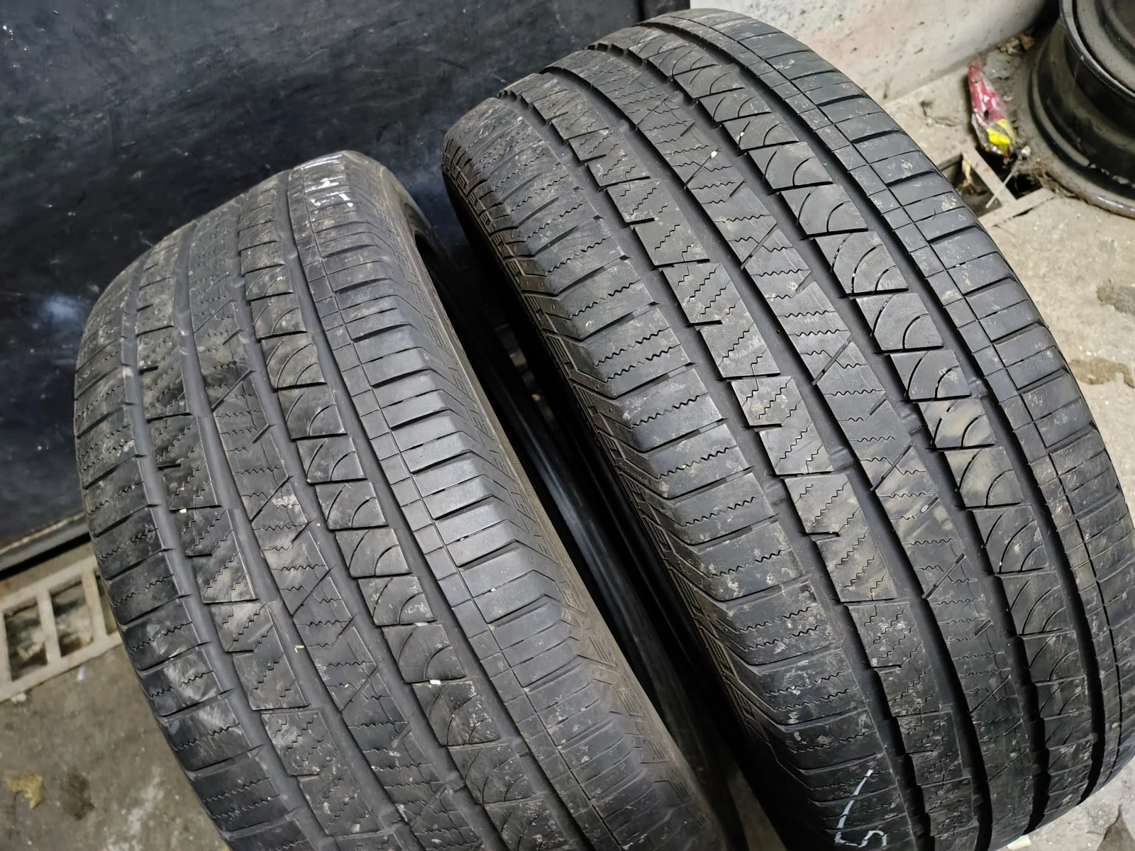 Гуми Всесезонни 255/45R20