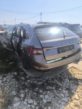 Skoda Superb 2.0 i, снимка 2