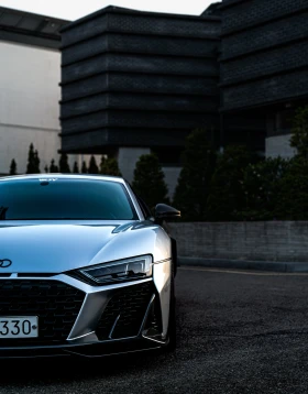Audi R8 V10 Plus* KEYLESS* КРАЙНА ЦЕНА, снимка 3