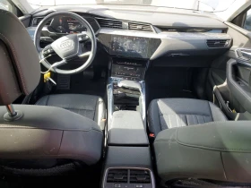 Audi E-Tron Premium Plus, снимка 8