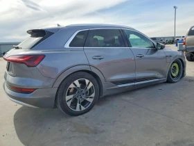 Audi E-Tron Premium Plus, снимка 3