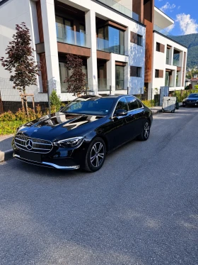 ������ Mercedes-Benz E 200