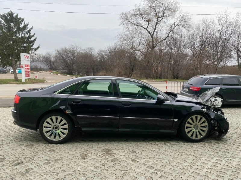 Audi A8 4.2 FSI 350HP, снимка 8 - Автомобили и джипове - 39623374