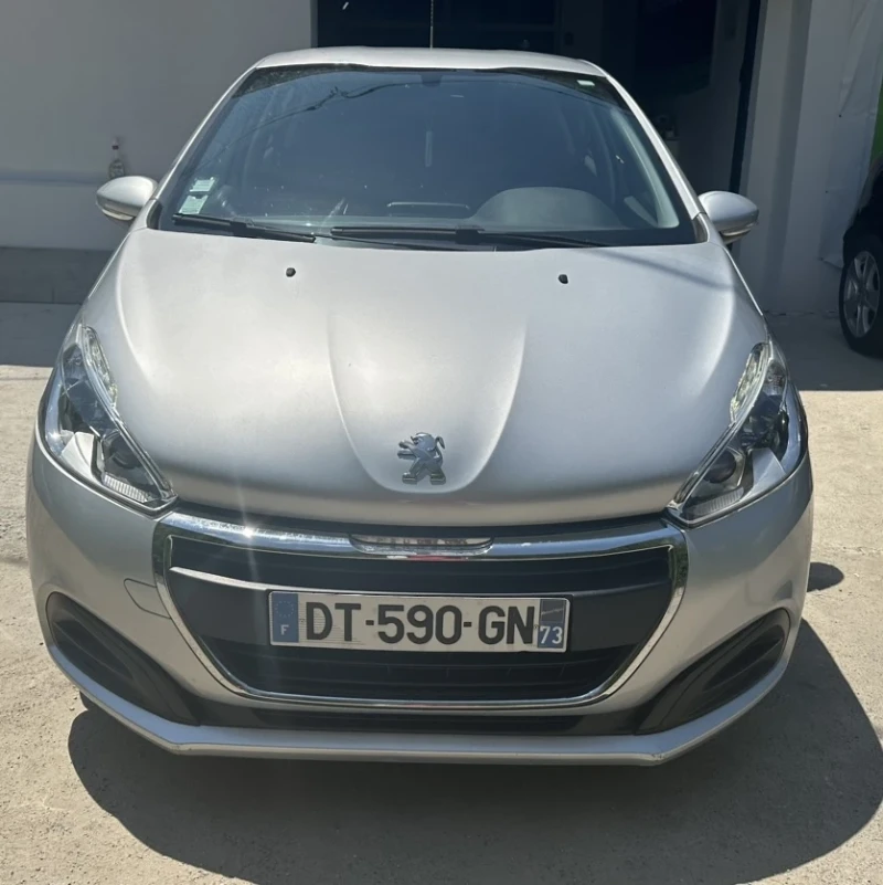 Peugeot 208 1.2i EURO6 AUTOMATIC, снимка 3 - Автомобили и джипове - 47230949