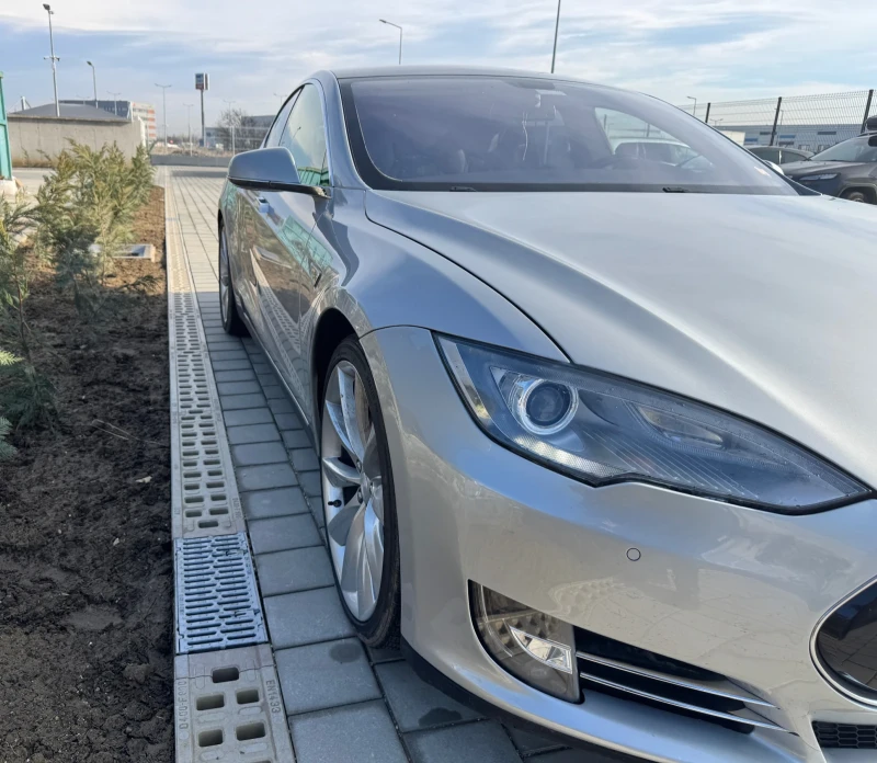 Tesla Model S P85, снимка 11 - Автомобили и джипове - 48513114