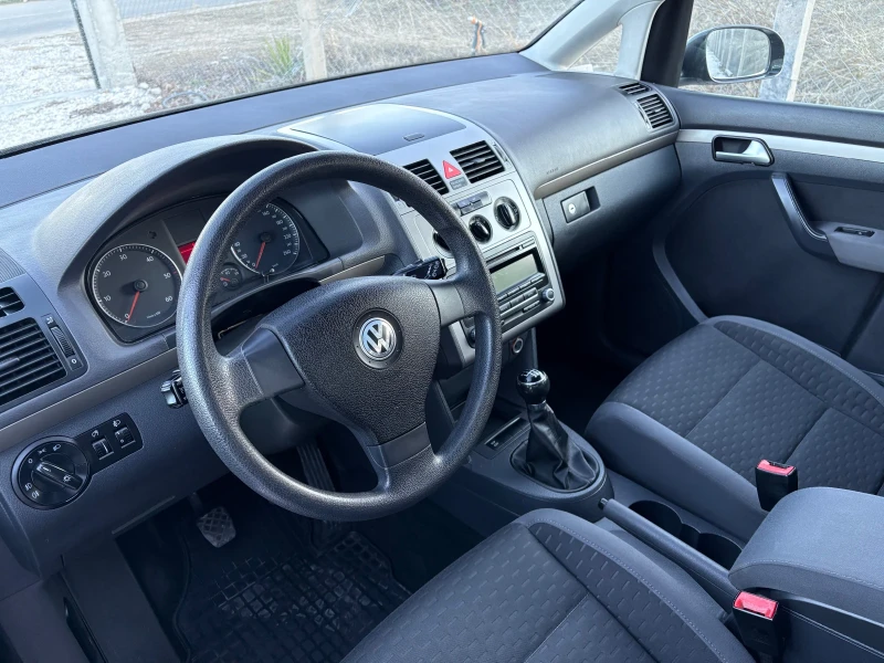 VW Touran 1.9 TDI 105 ps , снимка 11 - Автомобили и джипове - 48828751