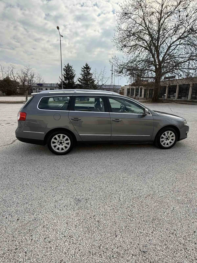 VW Passat, снимка 4 - Автомобили и джипове - 49007826