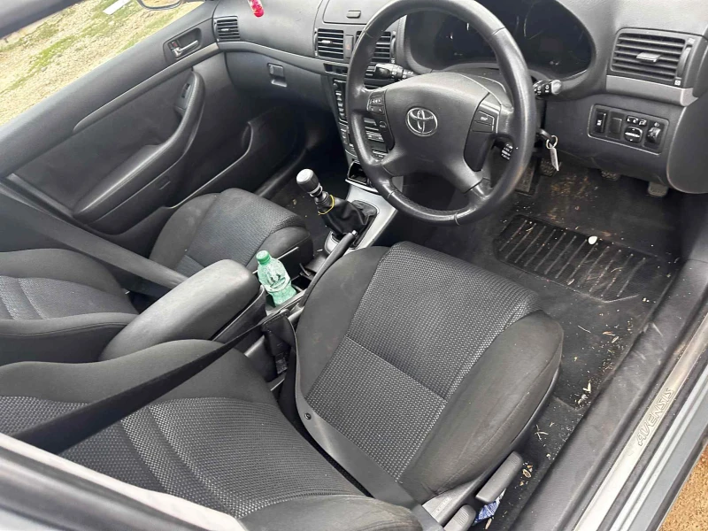Toyota Avensis, снимка 7 - Автомобили и джипове - 52557310