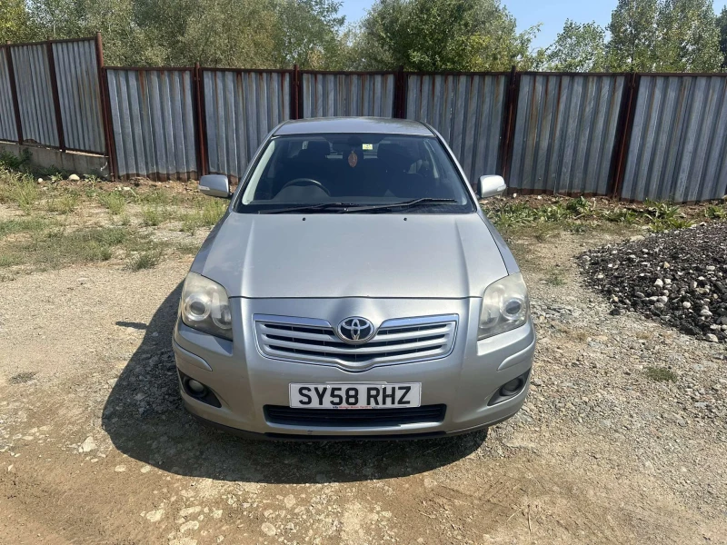 Toyota Avensis, снимка 4 - Автомобили и джипове - 49188836