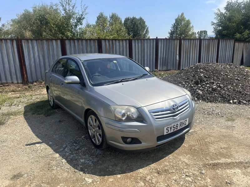 Toyota Avensis, снимка 3 - Автомобили и джипове - 49188836