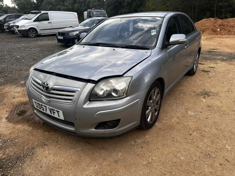 Toyota Avensis, снимка 3 - Автомобили и джипове - 52557310