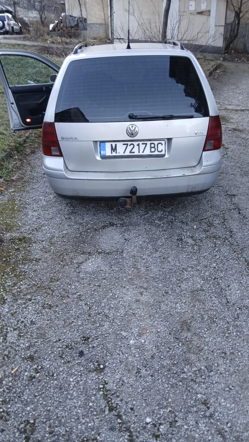 VW Bora, снимка 3 - Автомобили и джипове - 52772191