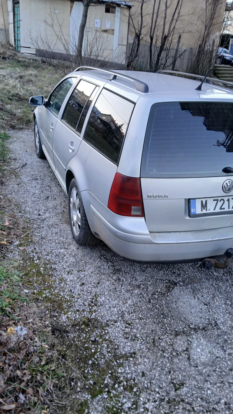 VW Bora, снимка 2 - Автомобили и джипове - 52772191