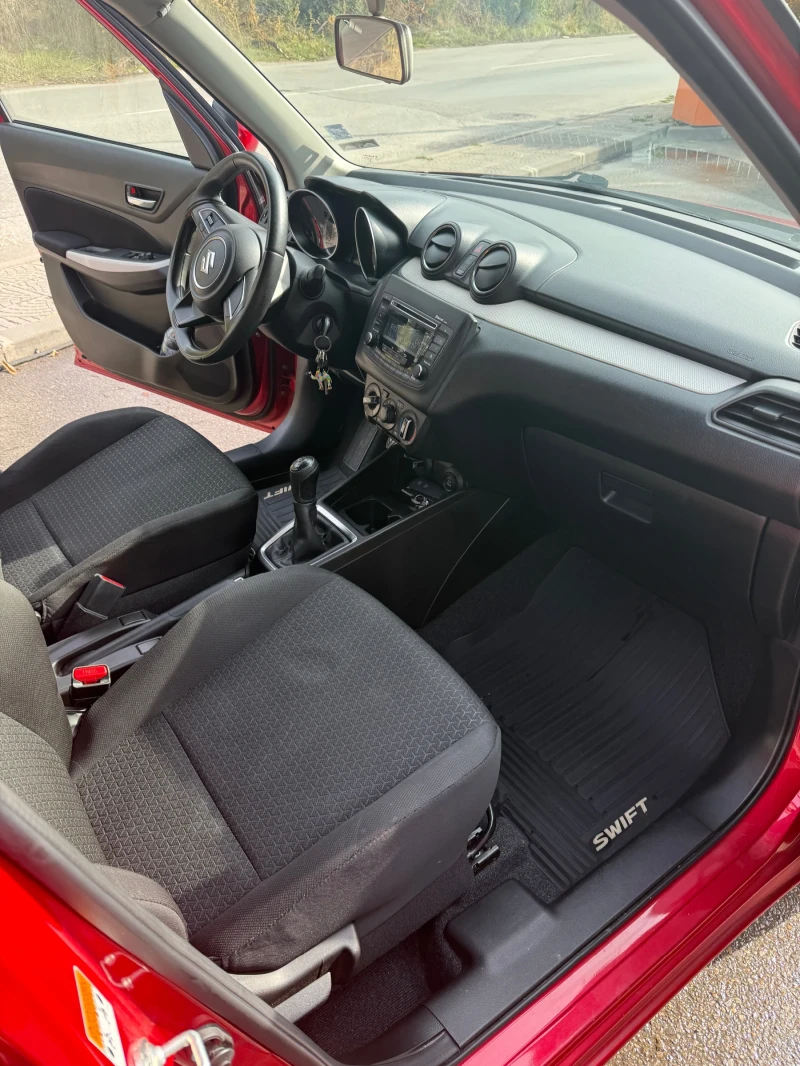 Suzuki Swift 1.2i, снимка 9 - Автомобили и джипове - 52460433