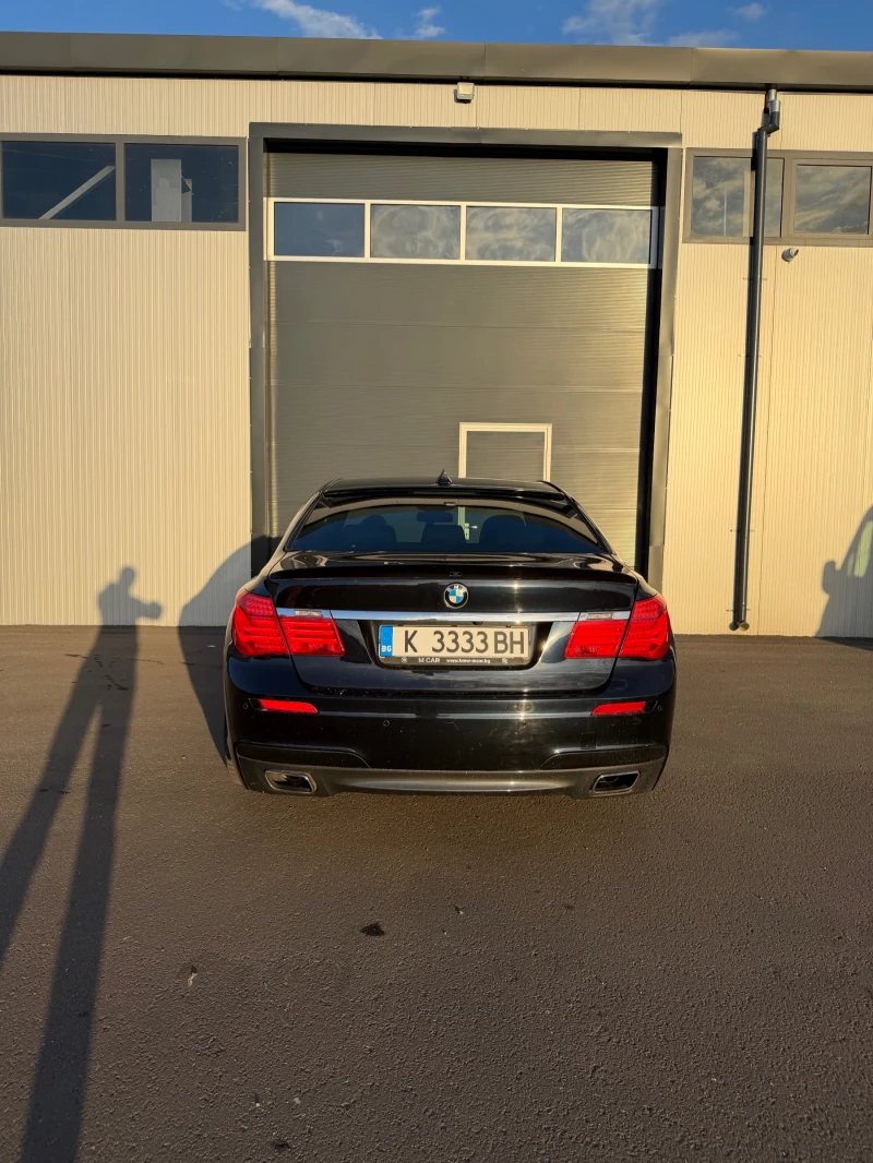 BMW 750 ЛИЗИНГ ЗАКУПЕНА ОТ М CAR Bg, снимка 4 - Автомобили и джипове - 52187659