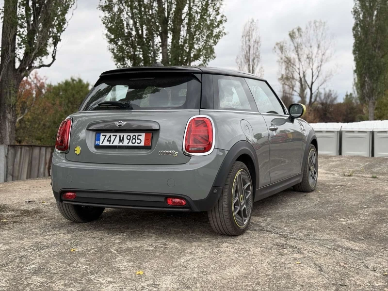 Mini Cooper s Essential, снимка 5 - Автомобили и джипове - 52247264