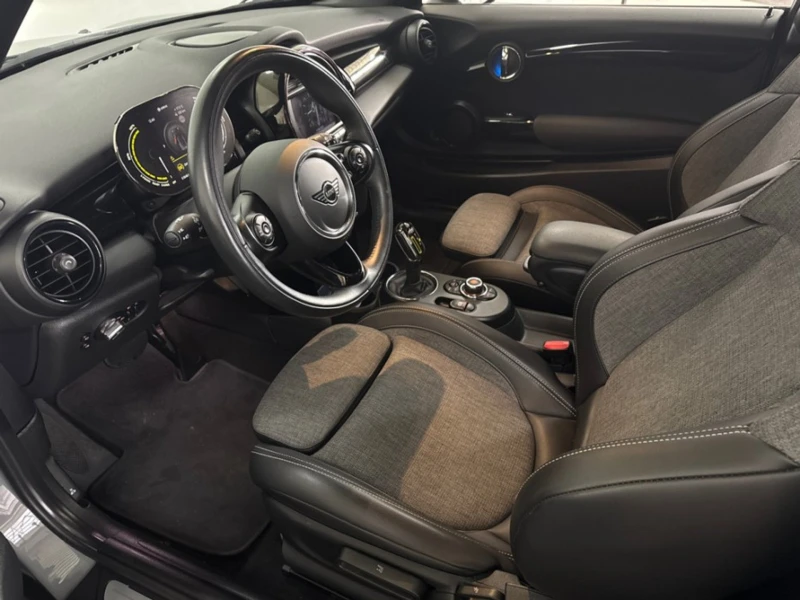 Mini Cooper s Essential, снимка 7 - Автомобили и джипове - 52247264