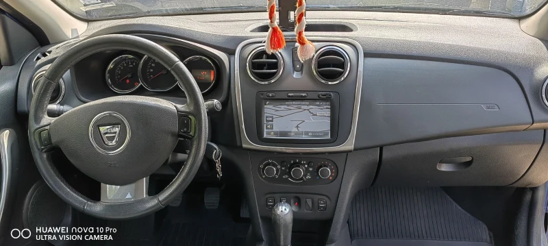 Dacia Sandero  4 цилиндъра 1.2 75к.с, снимка 11 - Автомобили и джипове - 52654004