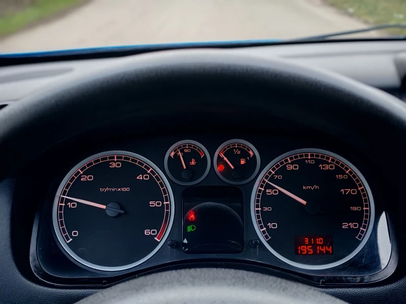 Peugeot 307 2.0HDI(90)* COMFORT-EDITION* НОВ ВНОС* , снимка 16 - Автомобили и джипове - 52885967