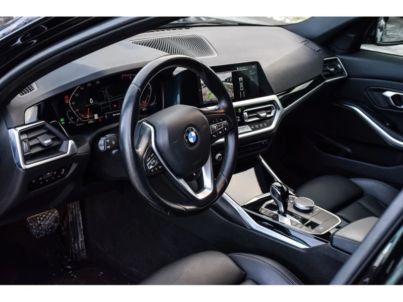 BMW 330 * 330i xDrive NO ACCIDENT DIGITAL COCKPIT SUNROOF , снимка 12 - Автомобили и джипове - 52913178