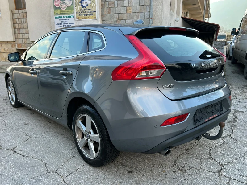 Volvo V40 2.0D 190k.c. LED DIGITAL , снимка 6 - Автомобили и джипове - 52915061