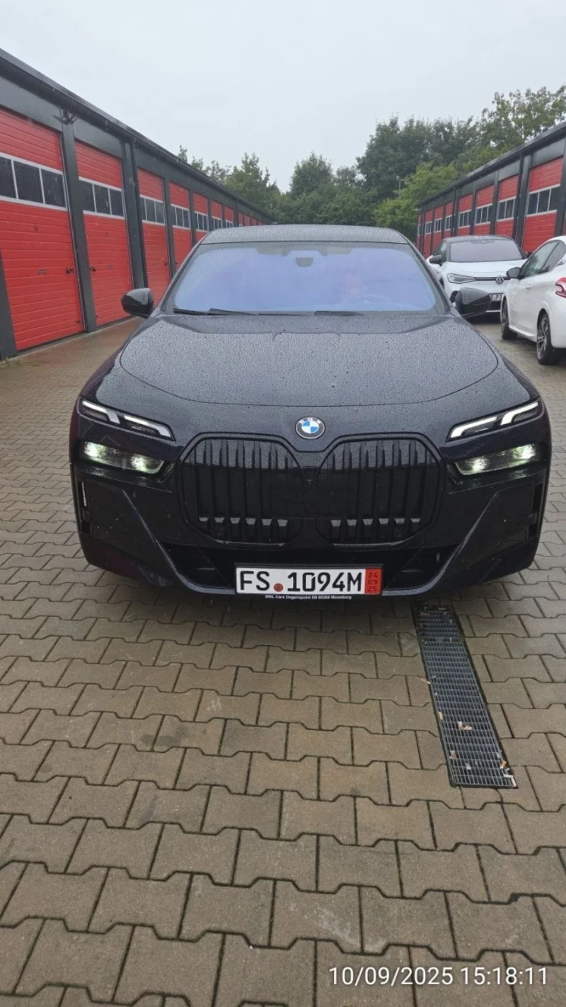 BMW 740 MILD HIBRID, снимка 2 - Автомобили и джипове - 53101024