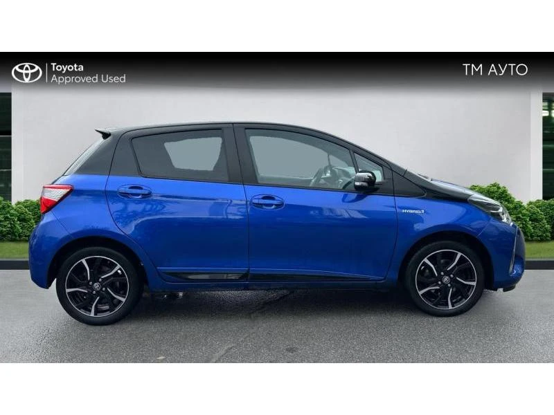 Toyota Yaris 1.5 HSD COLLECTION, снимка 17 - Автомобили и джипове - 53258440