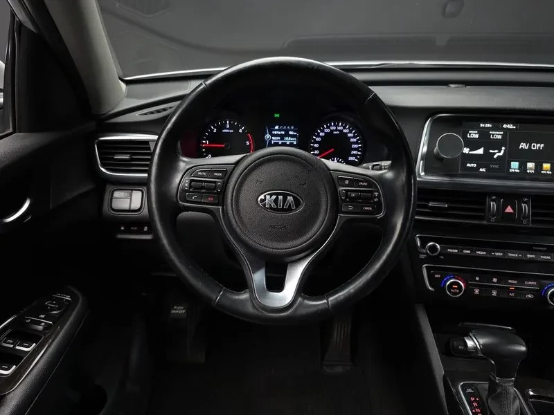Kia K5 1.7 DIESEL MX PRESTIGE, снимка 13 - Автомобили и джипове - 55027075