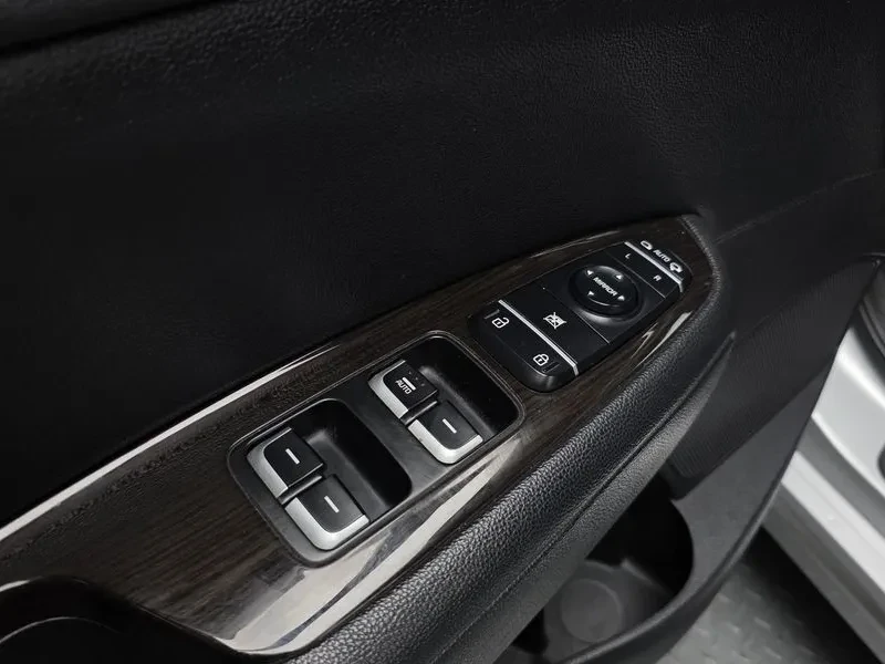 Kia K5 1.7 DIESEL MX PRESTIGE, снимка 15 - Автомобили и джипове - 55027075