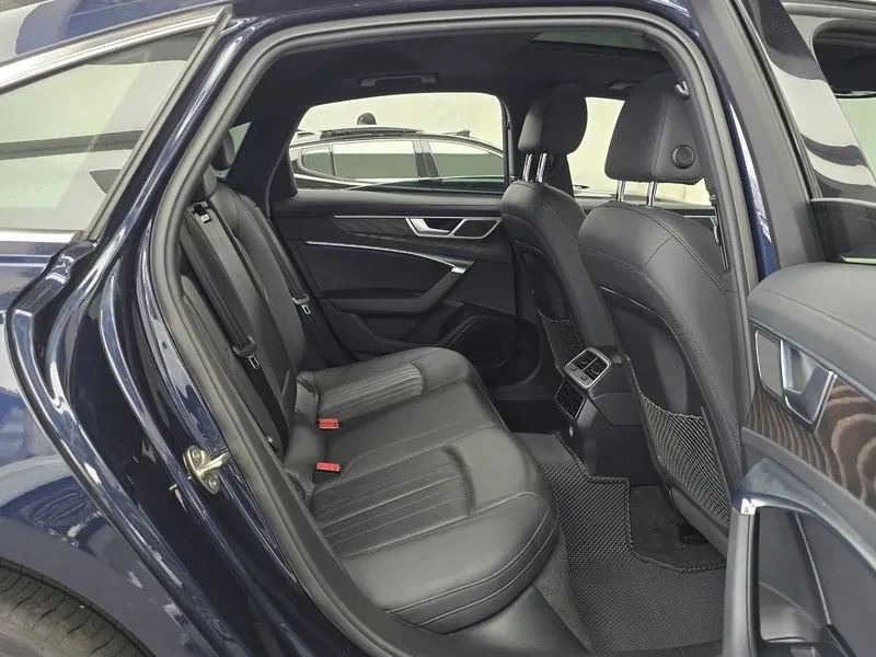 Audi A6 2.0 TDI Quattro - САМО 30% АВАНС, снимка 12 - Автомобили и джипове - 55428466