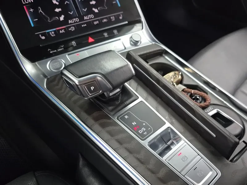Audi A6 2.0 TDI Quattro - САМО 30% АВАНС, снимка 9 - Автомобили и джипове - 55428466