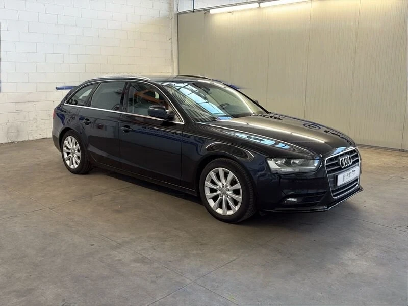 Audi A4 * Facelift* 2013* 2.0TDI* , снимка 2 - Автомобили и джипове - 56072970