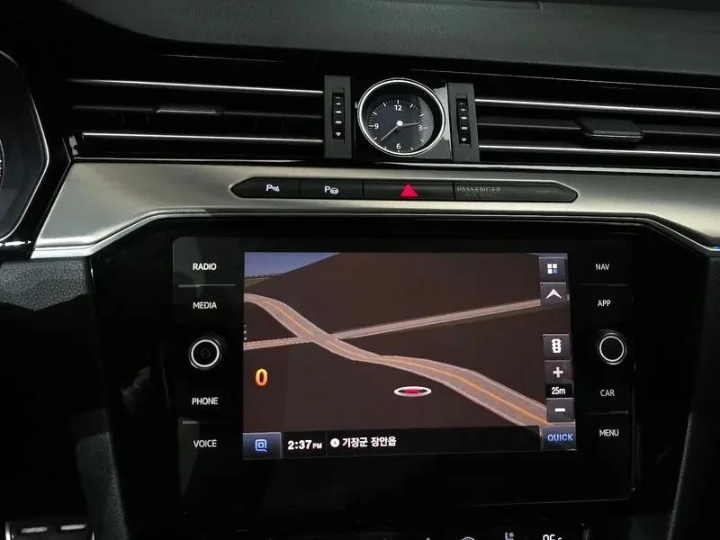 VW Arteon, снимка 16 - Автомобили и джипове - 56688433